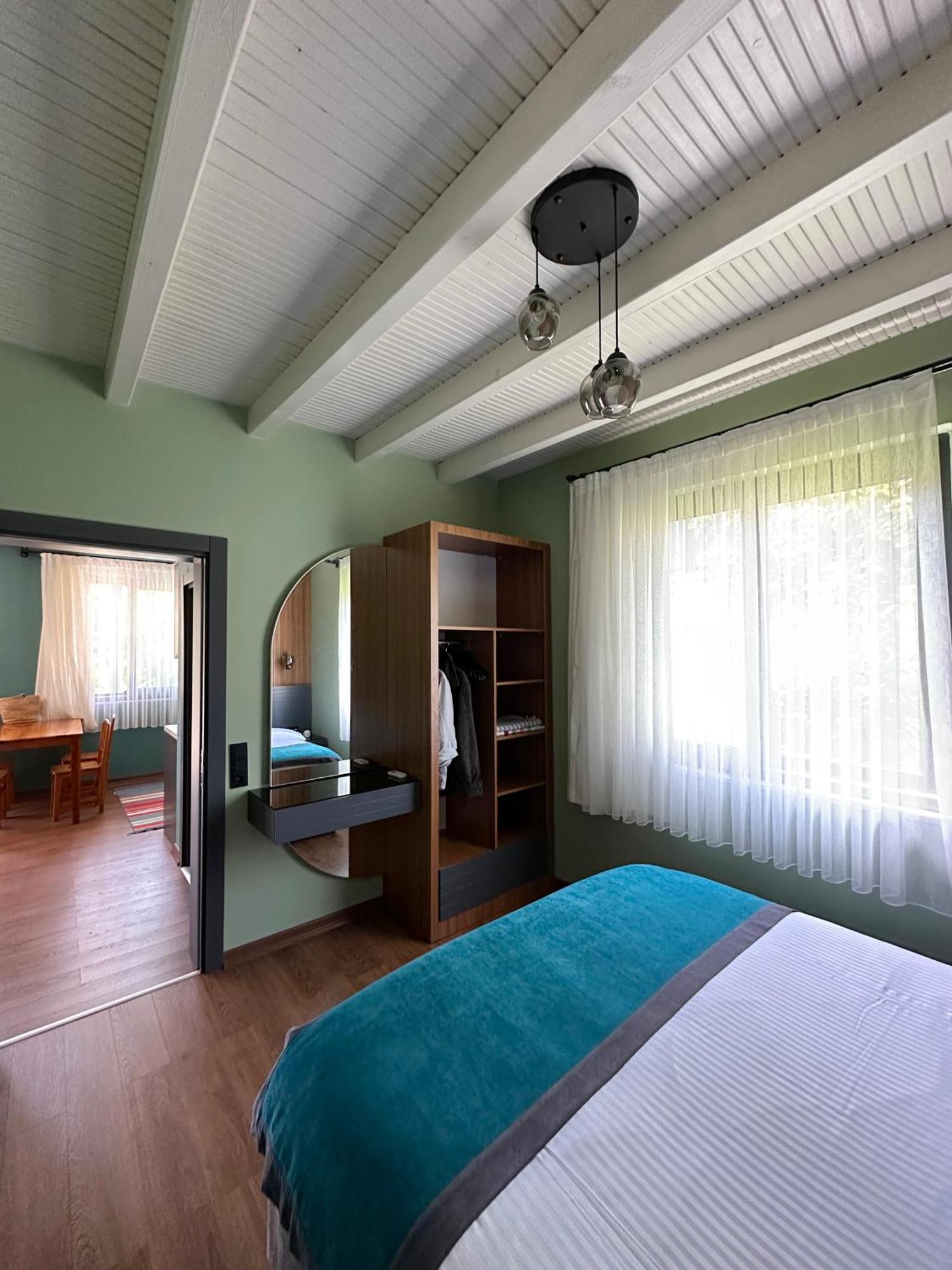 Azur Hotel ชิลารึ ภายนอก รูปภาพ